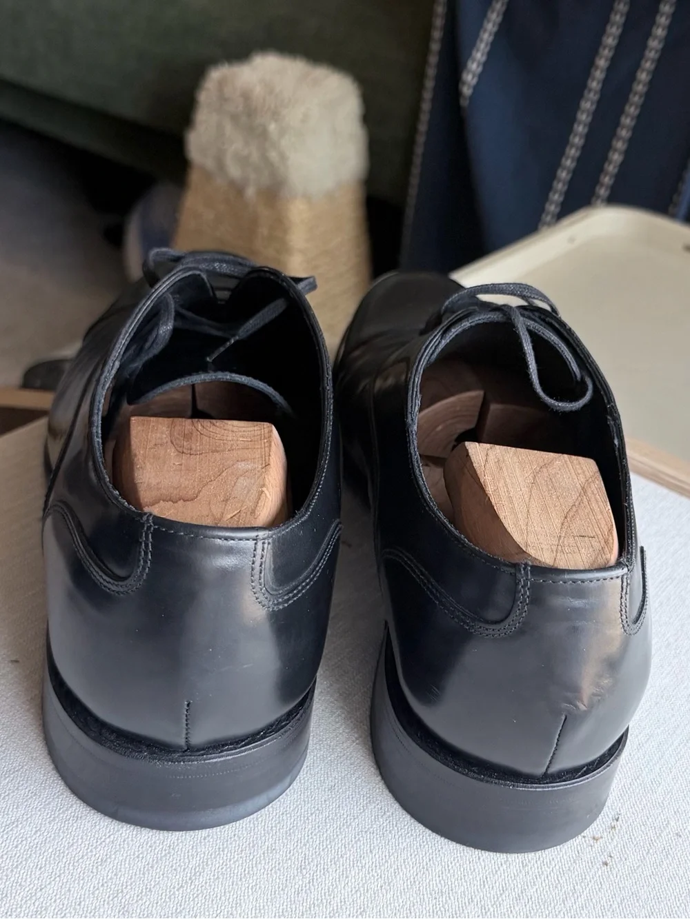 Suitsupply Black Cap-Toe Oxford Lace-Up Shoes